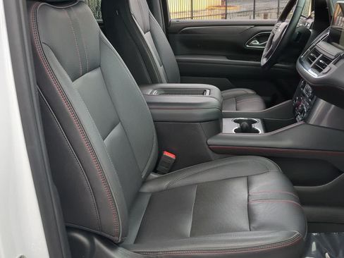 Used 2024 Chevrolet Suburban RST w/ Luxury Package AWD/4WD image 23