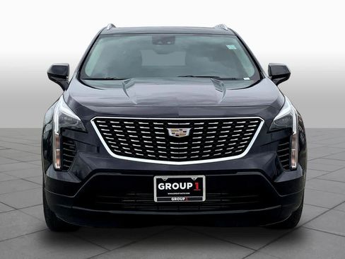 Used 2023 Cadillac XT4 Luxury w/ Cold Weather Package image 4