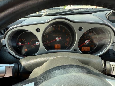 Used 2008 Nissan 350Z Touring image 10