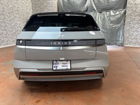 New 2026 Hyundai Ioniq 5 Limited image 6