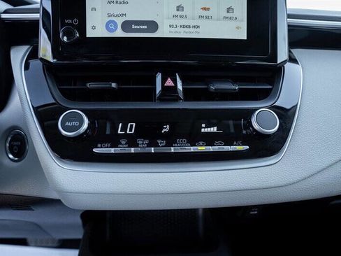 Used 2025 Toyota Corolla LE w/ Convenience Package image 14