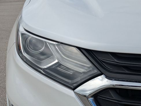 Used 2018 Chevrolet Equinox LT w/ LPO, Cargo Package image 9