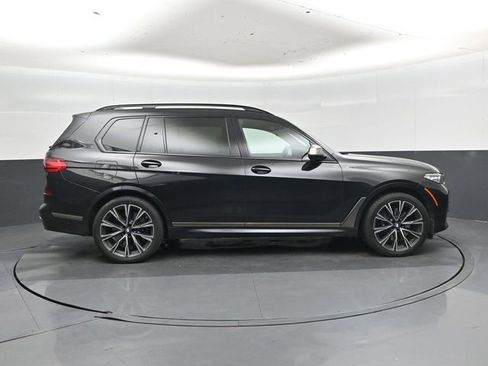 Used 2022 BMW X7 M50i AWD/4WD image 2