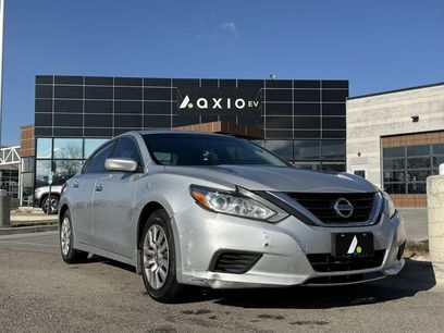 Used 2016 Nissan Altima 2.5 S w/ Power Driver Seat Package