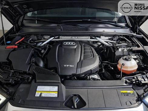 Used 2018 Audi Q5 2.0T Premium Plus AWD/4WD image 12