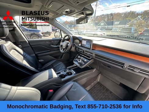 Used 2021 Lincoln Corsair Reserve image 17