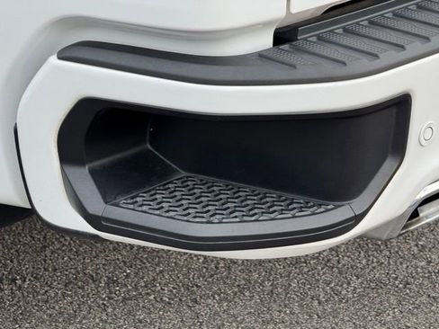 Used 2024 GMC Sierra 1500 AT4 w/ AT4 Premium Package image 11