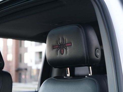 Used 2020 Chevrolet Silverado 2500 LTZ w/ LTZ Premium Package image 17