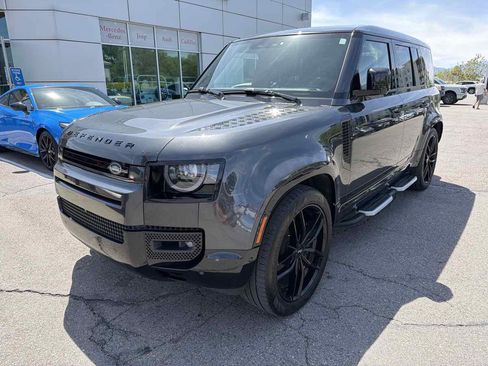 Used 2023 Land Rover Defender 110 V8 AWD/4WD image 9