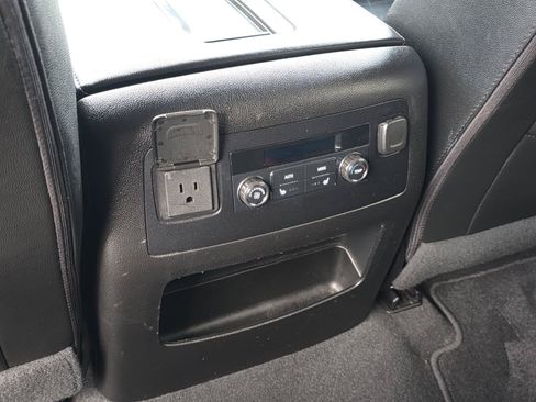Used 2020 Chevrolet Tahoe LT w/ Texas Edition Package RWD image 12