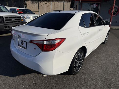 Used 2015 Toyota Corolla LE Premium image 7