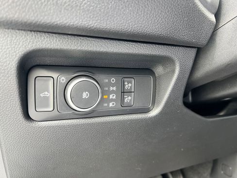 Certified 2024 Ford Ranger Lariat w/ FX4 Off-Road Package image 38