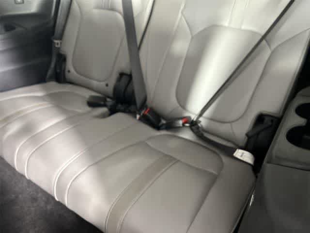 Used 2025 Honda Pilot EX-L image 17