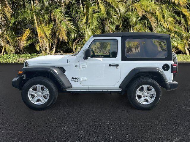 Used 2021 Jeep Wrangler Sport AWD/4WD image 9