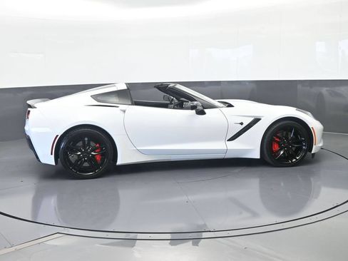 Used 2016 Chevrolet Corvette Stingray Coupe w/ Battery Protection Package RWD image 7