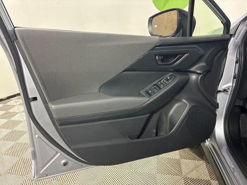 Certified 2025 Subaru Crosstrek 2.0i Premium image 29