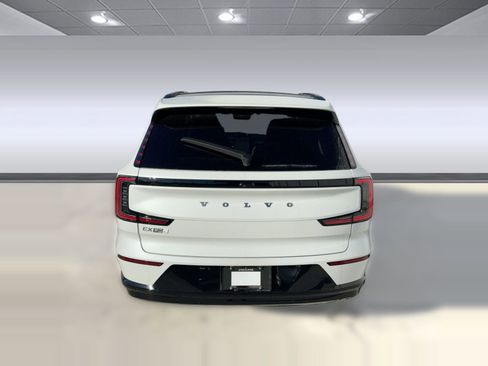 New 2025 Volvo EX90 Plus image 10