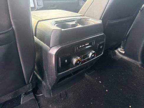 Used 2023 Ford Expedition Platinum AWD/4WD image 29
