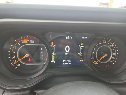 Used 2024 Jeep Wrangler Unlimited Rubicon AWD/4WD image 15