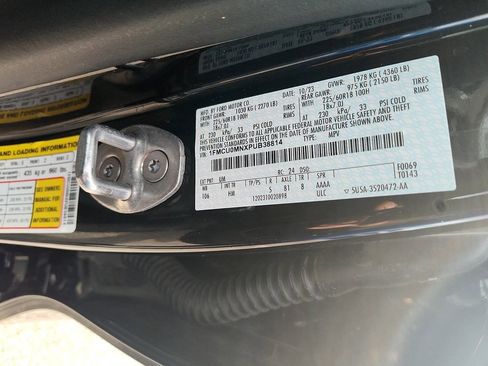 Certified 2023 Ford Escape ST-Line w/ Tech Pack #1 image 33