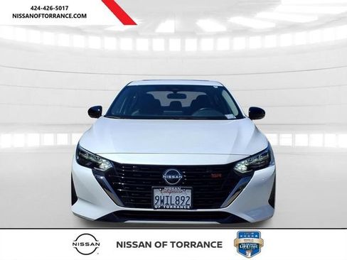 Used 2025 Nissan Sentra SR w/ SR Premium Package FWD image 2