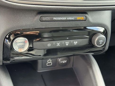 New 2026 Ford Escape SE FWD image 7