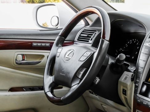 Used 2012 Lexus LS 460 L image 13