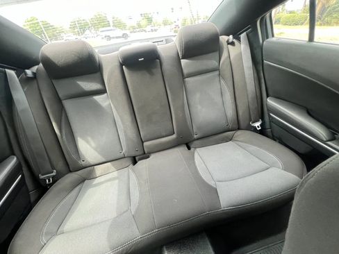 Used 2019 Dodge Charger Police RWD image 17