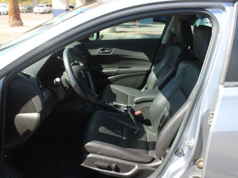 Used 2016 Acura ILX FWD image 4