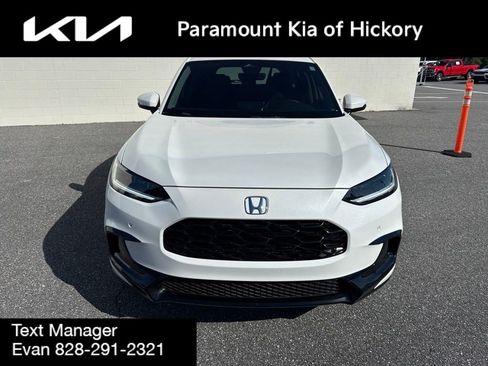 Used 2024 Honda HR-V EX-L image 2