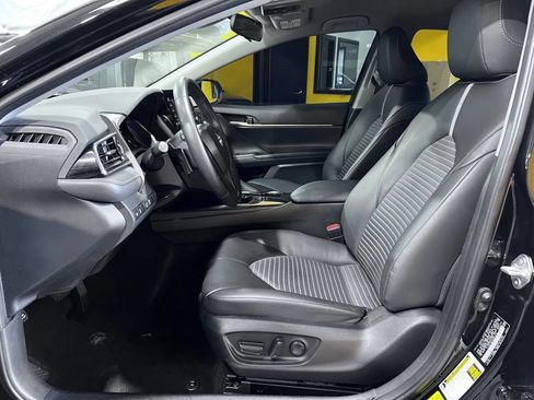 Used 2024 Toyota Camry SE FWD image 15