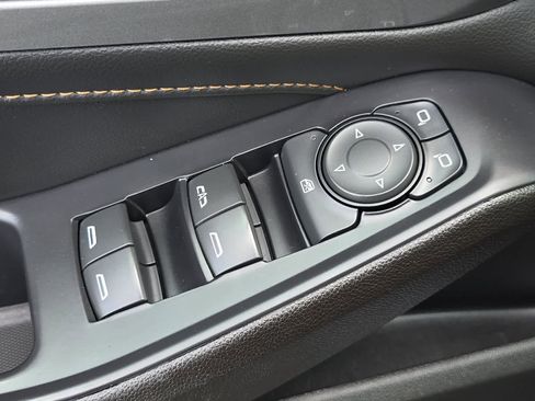 Used 2021 Chevrolet Traverse RS image 13