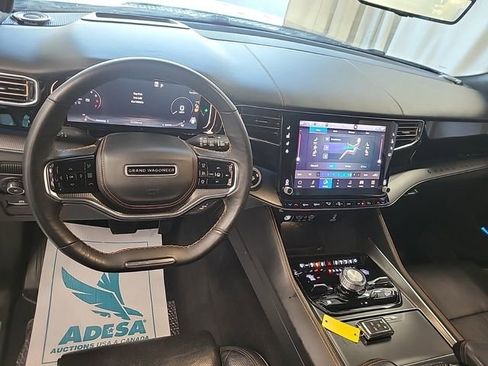 Used 2023 Jeep Grand Wagoneer Series III w/ Quick Order Packagew 28T AWD/4WD image 7