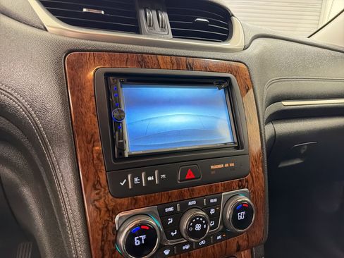 Used 2014 Chevrolet Traverse LT AWD/4WD image 22