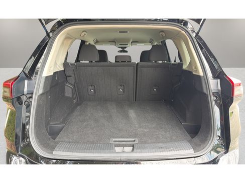 Used 2024 Nissan Rogue S AWD/4WD image 17