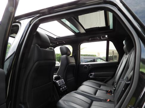 Used 2017 Land Rover Range Rover HSE Td6 AWD/4WD image 52