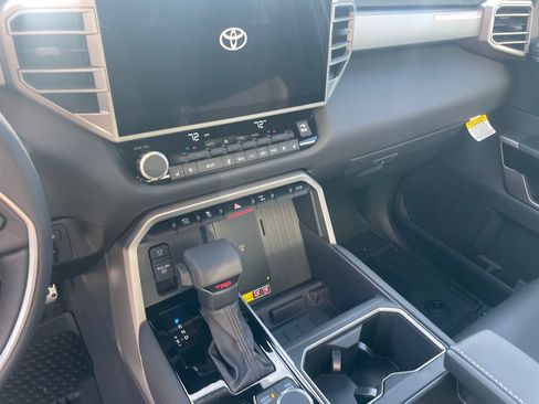 New 2026 Toyota Tundra Limited AWD/4WD image 19