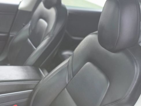 Used 2020 Tesla Model 3 Standard Range Plus RWD image 24