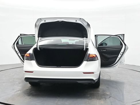 Used 2024 Honda Accord Sport image 33