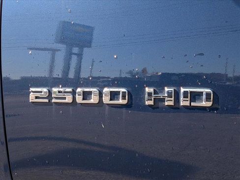 Used 2022 Chevrolet Silverado 2500 Custom w/ Custom Value Package image 23