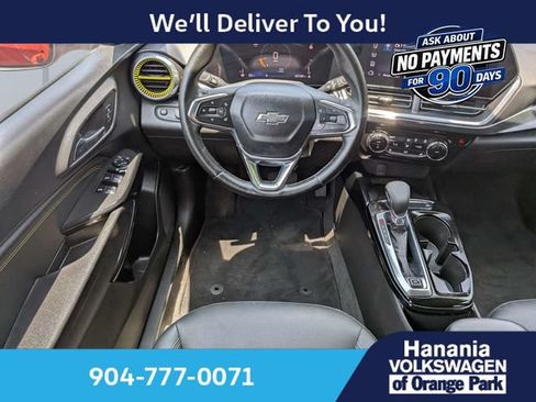 Used 2024 Chevrolet Trax ACTIV w/ Sunroof Package FWD image 16