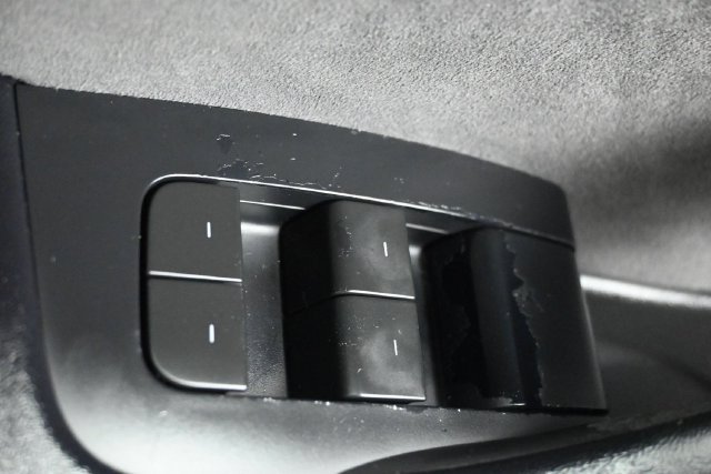 Used 2023 Tesla Model 3 Standard Range RWD image 18