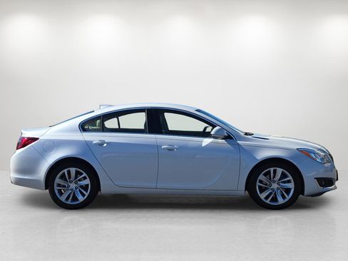 Used 2016 Buick Regal Premium image 5