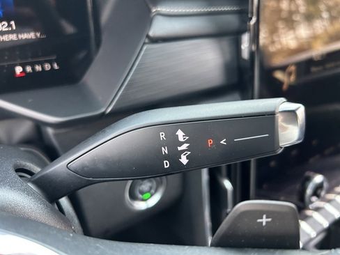 Used 2024 GMC Acadia Elevation image 55