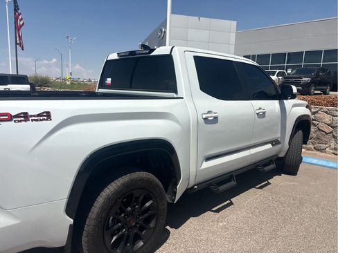 Used 2026 Toyota Tundra Platinum w/ TRD Off-Road Package AWD/4WD image 11