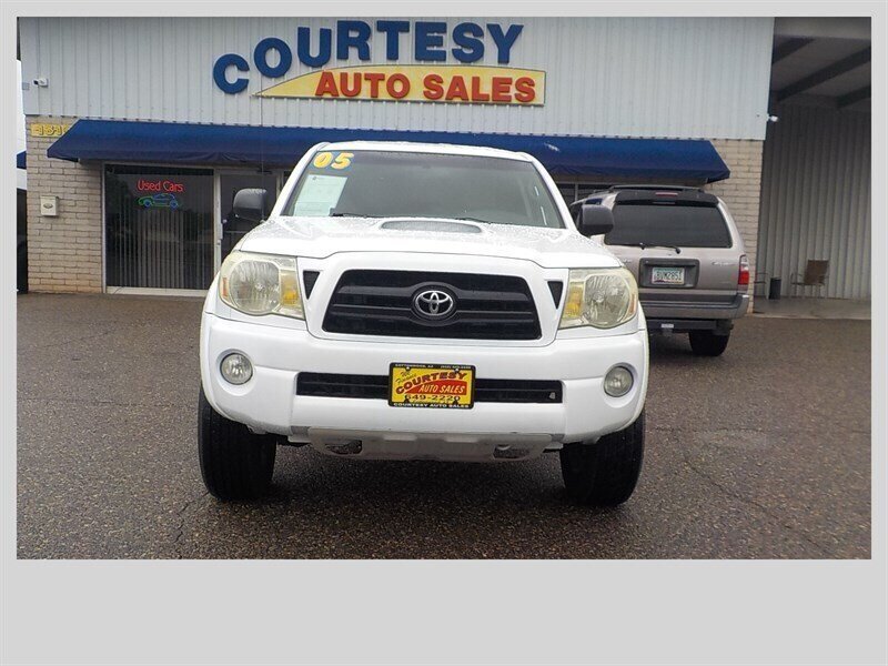 Used 2005 Toyota Tacoma 4x4 Double Cab w/ TRD Sport Pkg #2 image 15