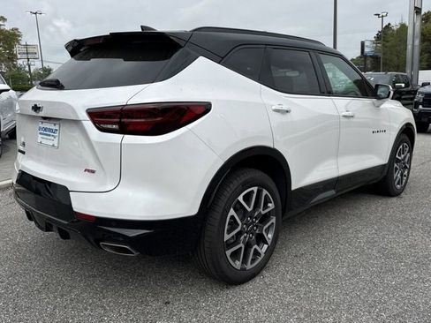 Used 2025 Chevrolet Blazer RS w/ Enhanced Convenience Package image 5