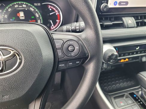 Used 2024 Toyota RAV4 XLE image 23