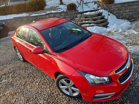 Used 2015 Chevrolet Cruze LT image 25