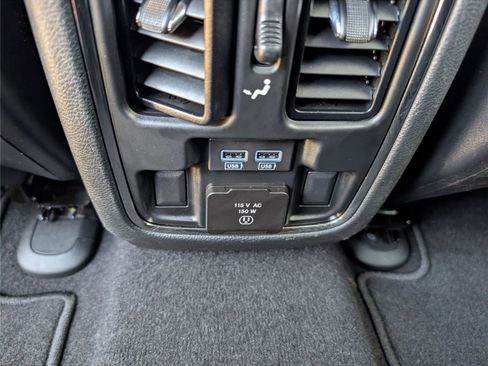 Used 2020 Jeep Grand Cherokee Limited AWD/4WD image 16